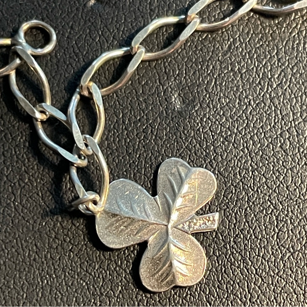 7” Vintage 925 Silver Charm Bracelet with 4 charms 2 stamped Made In Ireland. - Picture 5 of 15